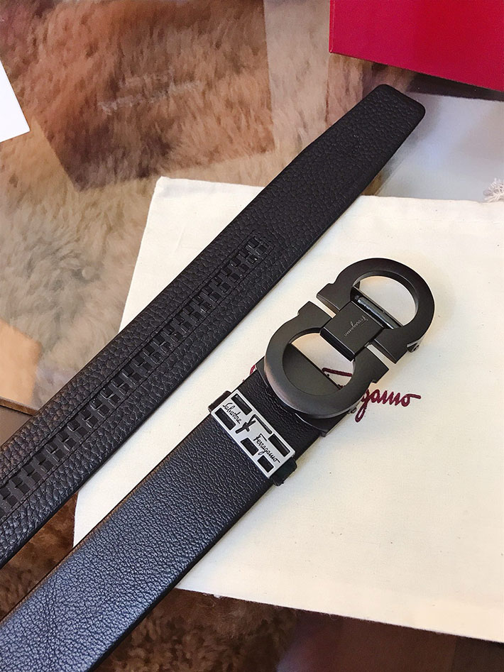 最高級フェラガモスーパーコピー フェラガモベルトコピー サルヴァトーレ ガンチーニ リバーシブル ベルト 2522584 N品 Ferragamo ベルト メンズ - 画像 (4)