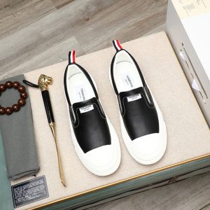 トムブラウン 靴 メンズ