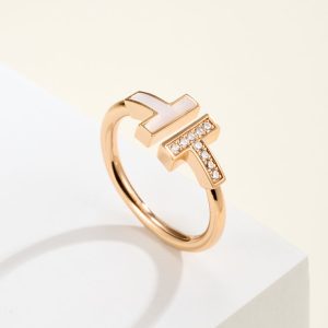 ティファニー tリング 芸能人