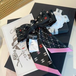 シャネル スカーフ 値段