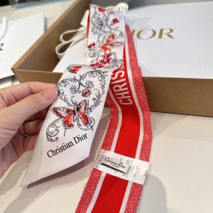 最高級ディオールスーパーコピー ディオールスカーフコピー Le