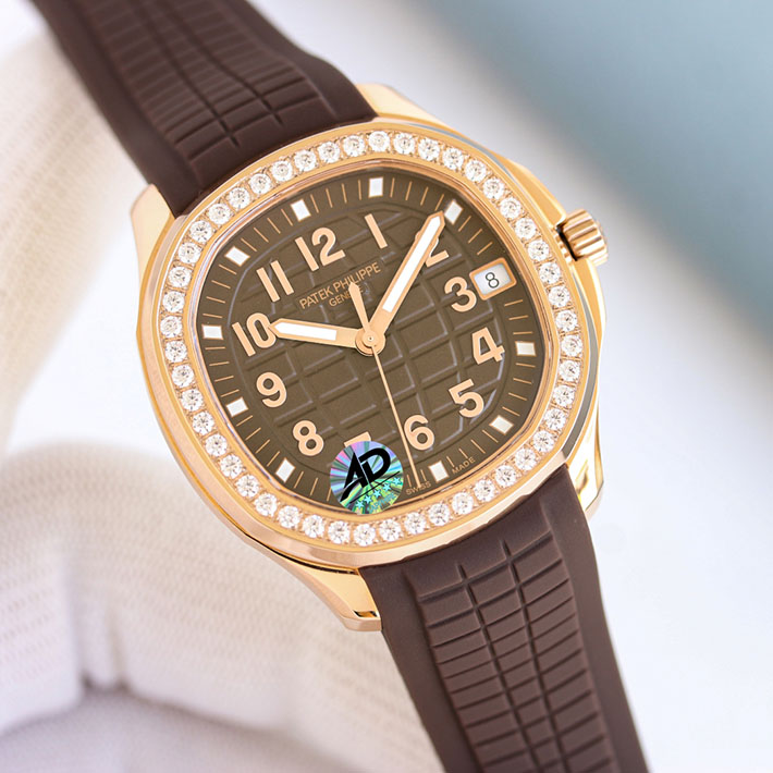 最高級パテックフィリップスーパーコピー アクアノート ルーチェ トラベルタイム 5269/200R-001 マット・ホワイト レディース 腕時計 - 画像 (7)