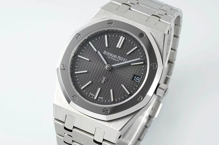 最高級オーデマピゲスーパーコピー ロイヤルオーク エクストラシン ロイヤルオーク40周年記念 15202ST.OO.1240ST.01 - 画像 (8)