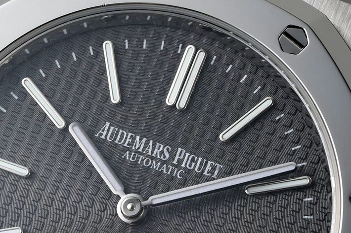 最高級オーデマピゲスーパーコピー ロイヤルオーク エクストラシン ロイヤルオーク40周年記念 15202ST.OO.1240ST.01 - 画像 (6)