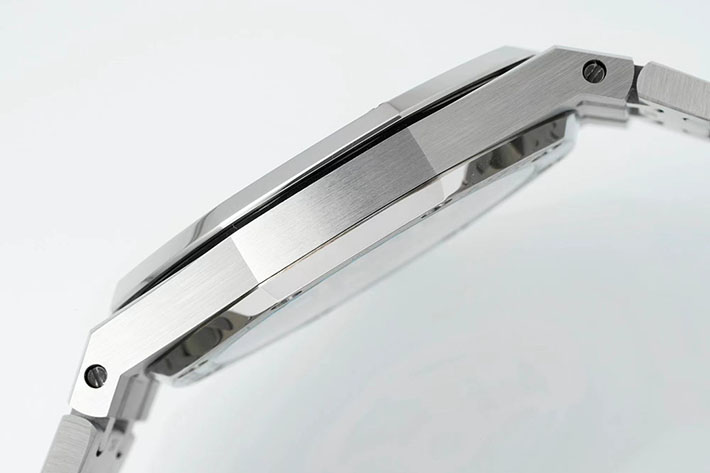 最高級オーデマピゲスーパーコピー ロイヤルオーク エクストラシン ロイヤルオーク40周年記念 15202ST.OO.1240ST.01 - 画像 (4)