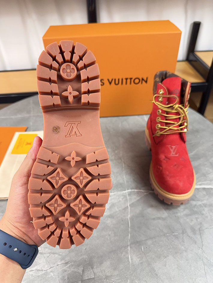 最高級ルイヴィトンスーパーコピー LV × Timberland 6-IN アンクルブーツ ノワール ブーツ 靴 2522901 N品 ティンバーランド ルイヴィトン 転売 - 画像 (4)