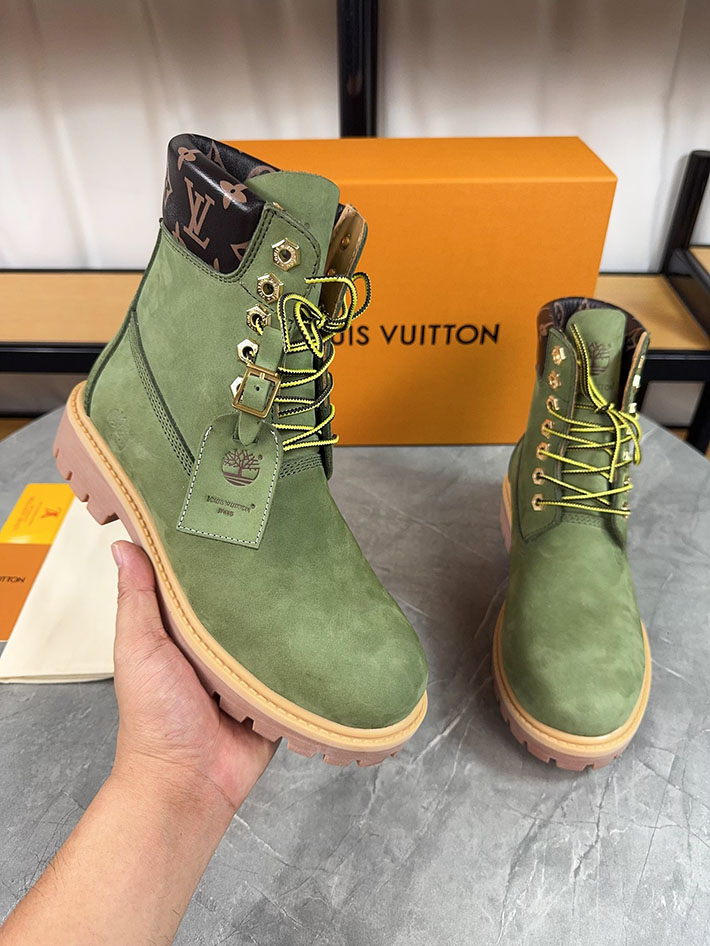 最高級ルイヴィトンスーパーコピー LV × Timberland 6-IN アンクルブーツ ノワール ブーツ 靴 2522906 N品 ティンバーランド限定モデル - 画像 (4)