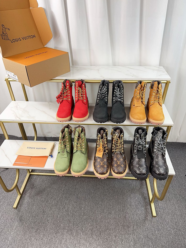 最高級ルイヴィトンスーパーコピー LV × Timberland 6-IN アンクルブーツ ノワール ブーツ 靴 2522906 N品 ティンバーランド限定モデル - 画像 (3)