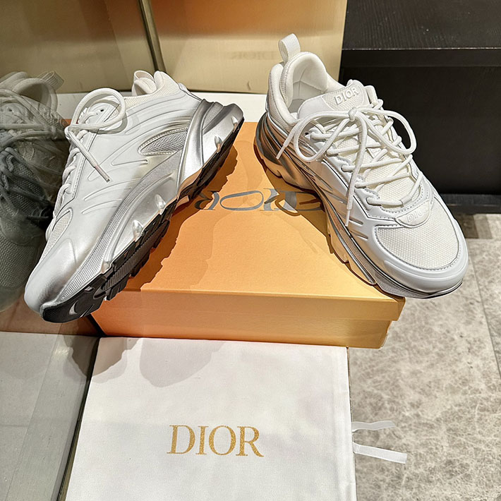 最高級ディオールスーパーコピー ディオールスニーカーコピー B44 ブレードスニーカー テクニカル メッシュ & テクニカル ファブリック 3SN306ZZY_H080 - 画像 (4)