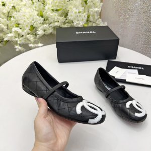 シャネル メリージェーン コーデ