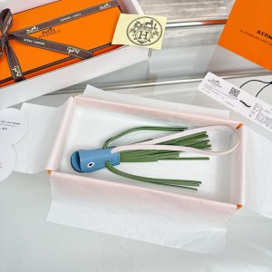 エルメス バッグチャーム 定価