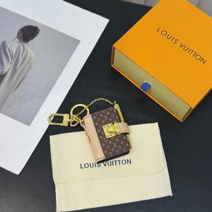 ルイヴィトン キーホルダー 人気