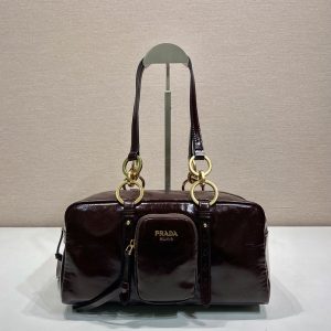 バイマ プラダ バッグ