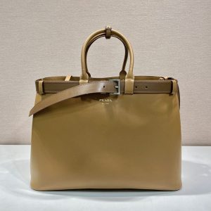 プラダ ハンドバッグ アウトレット