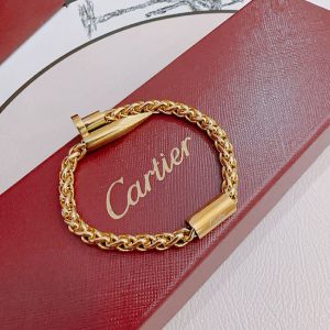 カルティエ ブレスレット つけっぱなし