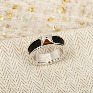 エルメス 指輪 定価