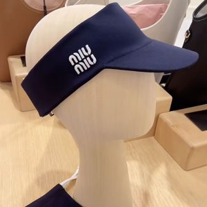 miumiu サン バイザー