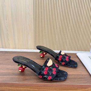 ヴィトン サンダル モノグラム