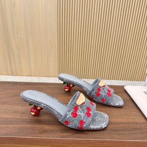 ミュールサンダル おしゃれ