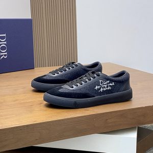 ディオール スニーカー 人気