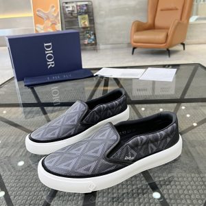 ディオール スニーカー メンズ