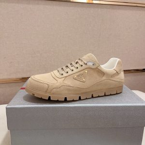 プラダ スニーカー アウトレット