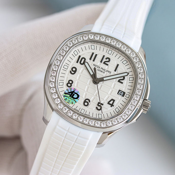 最高級パテックフィリップスーパーコピー アクアノート・ルーチェ Ref:5267/200A-010 パテックフィリップ アクアノート 定価 - 画像 (8)