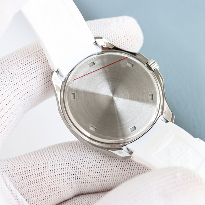 最高級パテックフィリップスーパーコピー アクアノート・ルーチェ Ref:5267/200A-010 パテックフィリップ アクアノート 定価 - 画像 (3)