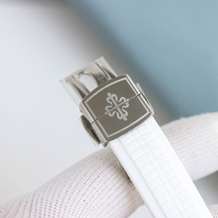 最高級パテックフィリップスーパーコピー アクアノート・ルーチェ Ref:5267/200A-010 パテックフィリップ アクアノート 定価 - 画像 (2)