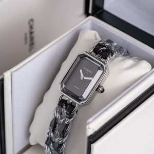 シャネル プルミエール 芸能人