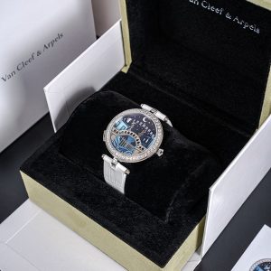 ヴァンクリーフ 時計 人気