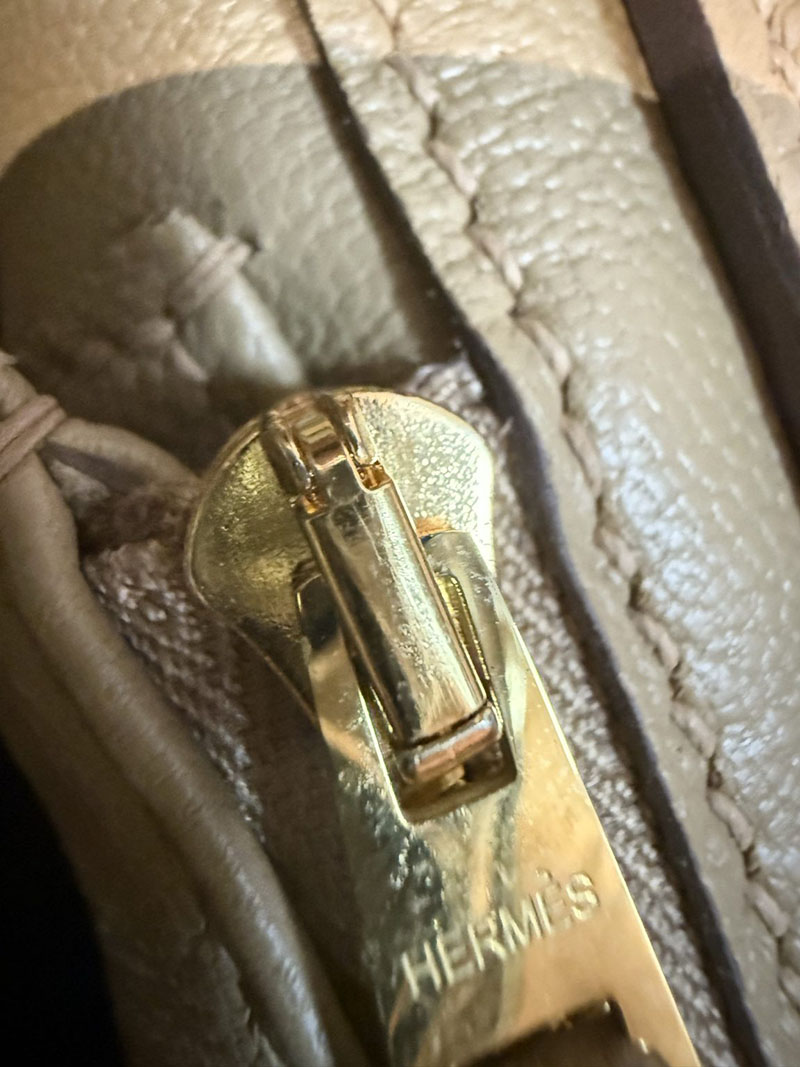 エルメスコピー HERMES バーキン35 トゥルティールグレー トゴ ゴールド金具 2524003 バーキン風バッグ 持ってる人 - 画像 (6)