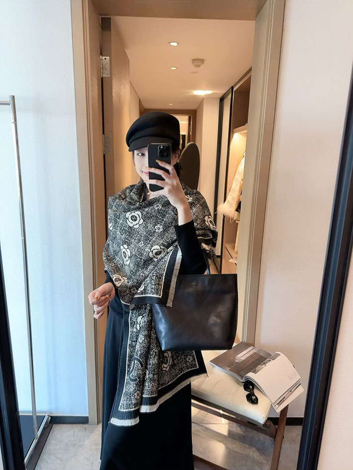 シャネル マフラー 公式