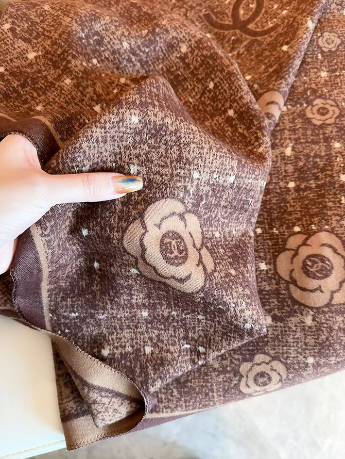 最高級シャネルスーパーコピー CHANEL マフラー レディース 大判 ストール フリンジ ココマーク CCマーク cc25103009 CHANEL マフラー 新作 - 画像 (4)