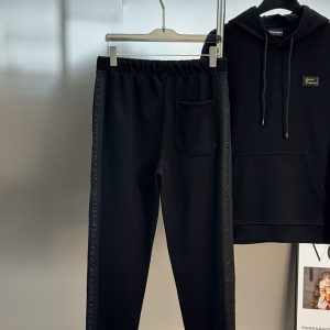 シャネル セットアップ メンズ