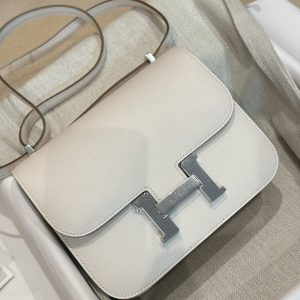 コンスタンスミニ 定価