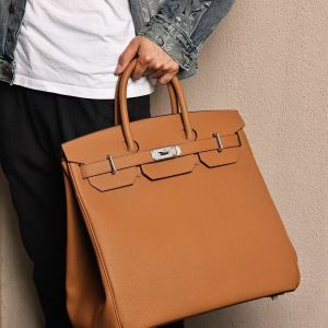 オータクロア40 定価