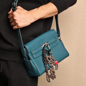 ケリーメッセンジャー 定価