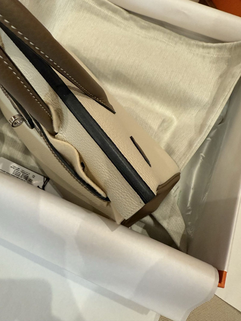 エルメスコピー バーキン25 定価 HERMES バーキン25 パーソナル クレ/エトゥープ トゴ シルバー金具 2524093 - 画像 (4)