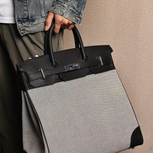 オータクロア 定価