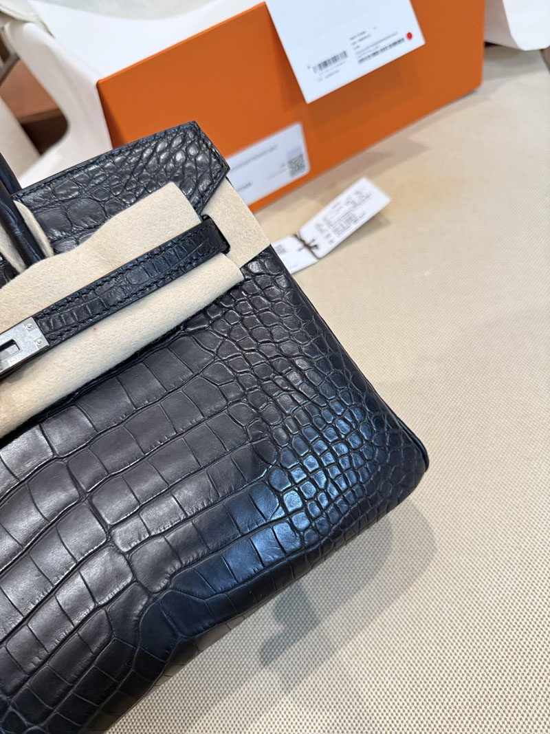 エルメスコピー バーキン25 黒 新品 HERMES バーキン25 黒 ブラック クロコダイル アリゲーターマット シルバー金具 2524126 - 画像 (11)