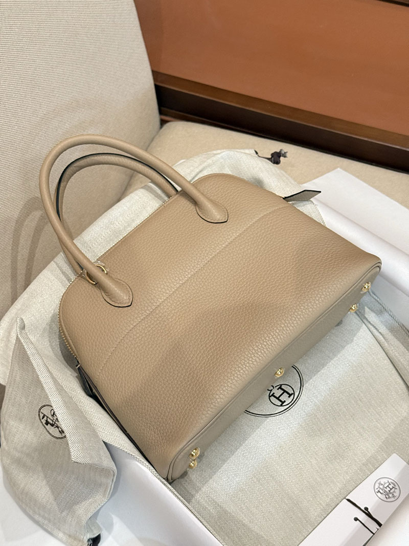 エルメスコピー ボリード27 定価 HERMES ボリード27 トレンチ トリヨンクレマンス ゴールド金具 2524132 - 画像 (8)