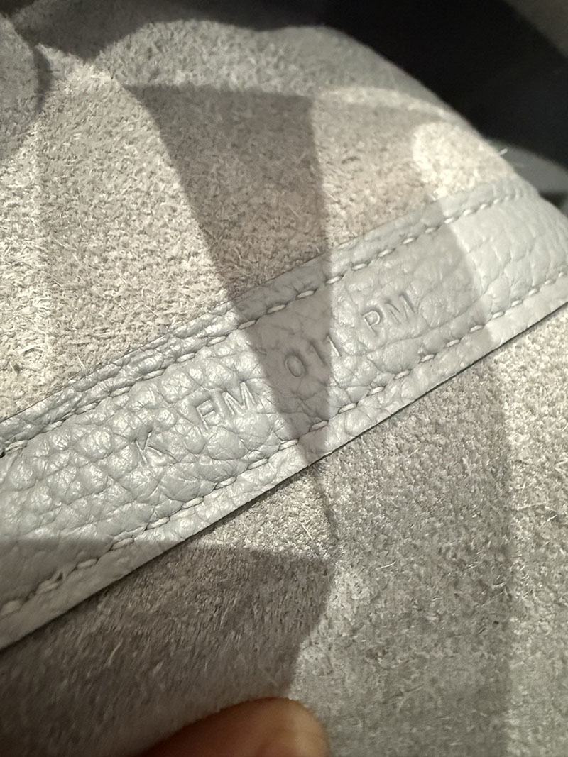 エルメスコピー ピコタンMM 定価 HERMES ピコタンロック 22 MM グリパンタン トリヨンクレマンス シルバー金具 2524157 - 画像 (8)