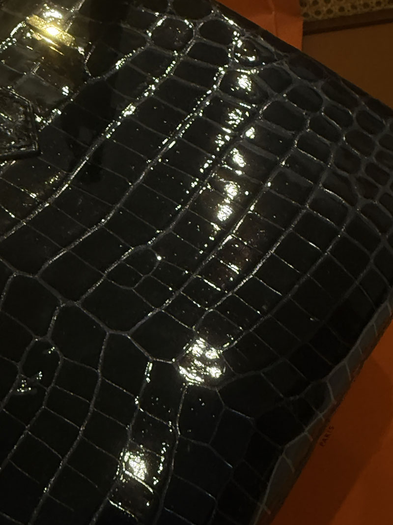 エルメスバッグバーキン定価 バーキン25 黒 ブラック クロコダイル ニロティカスマット ゴールド金具 2524158 - 画像 (3)