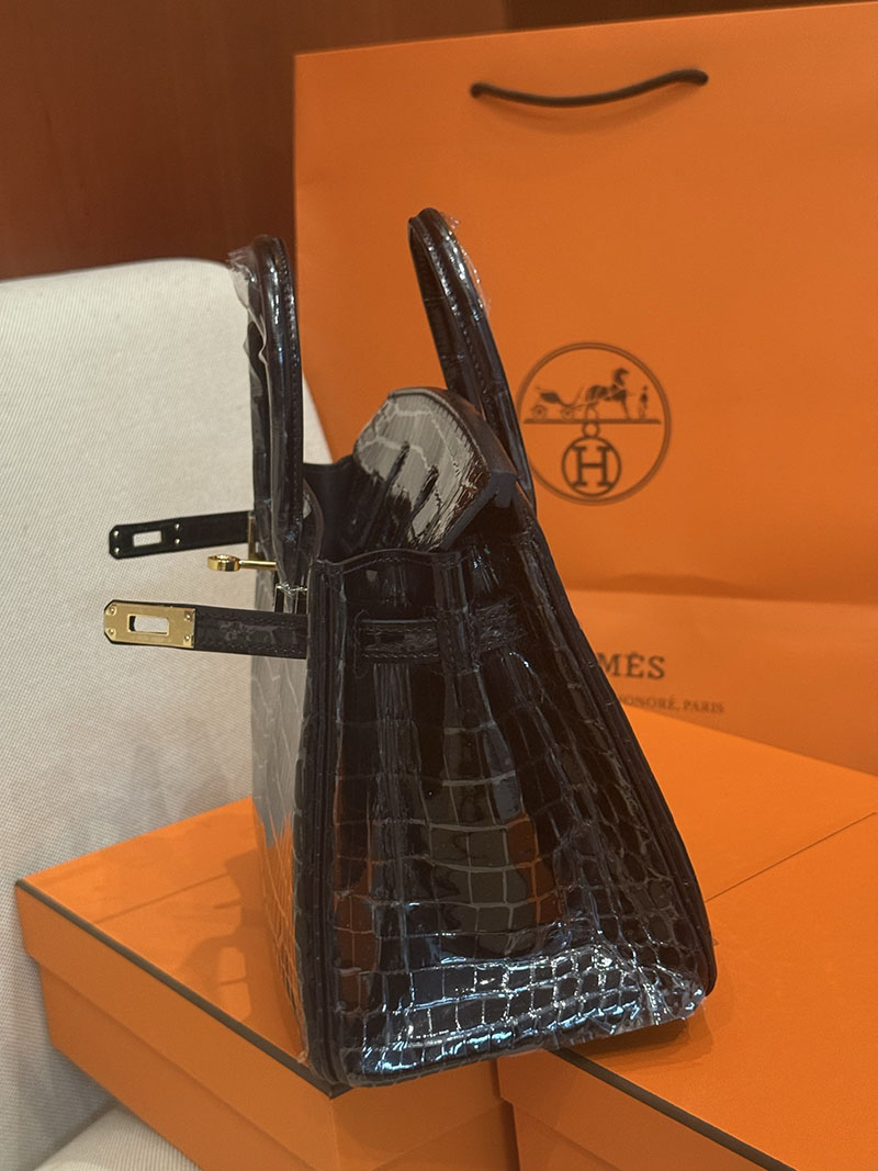 エルメスバッグバーキン定価 バーキン25 黒 ブラック クロコダイル ニロティカスマット ゴールド金具 2524158 - 画像 (12)