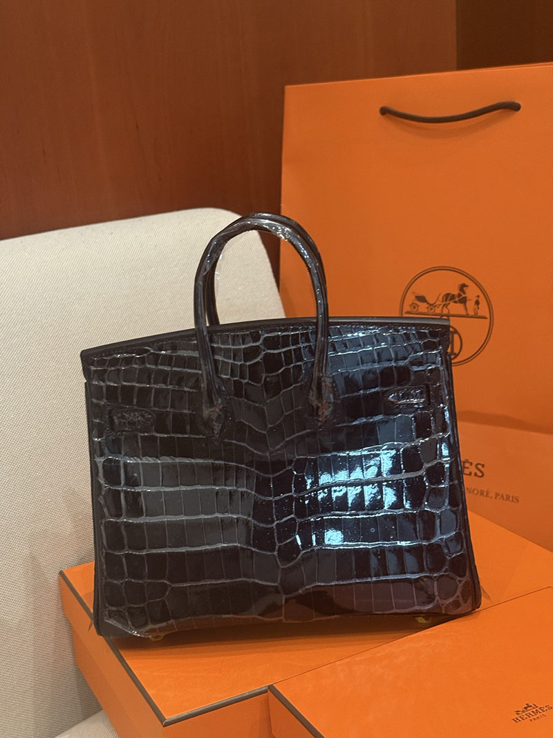 エルメスバッグバーキン定価 バーキン25 黒 ブラック クロコダイル ニロティカスマット ゴールド金具 2524158 - 画像 (11)