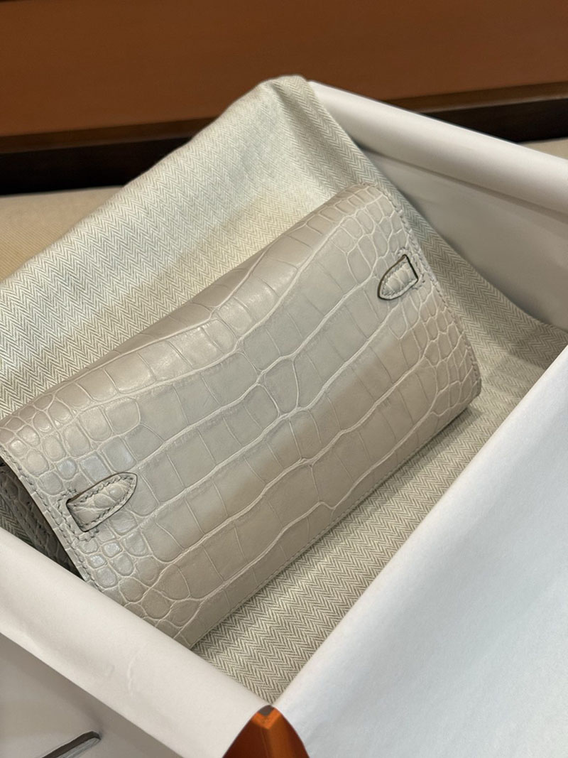 エルメスコピー HERMES コンスタンスロング トゥーゴー ベトン クロコダイル アリゲーターマット シルバー金具 2524179 - 画像 (3)