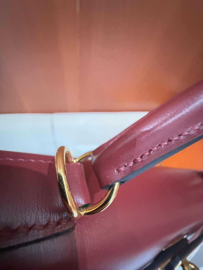 エルメスコピー ケリー32 定価 HERMES ケリー32/内縫 ルージュアッシュ スイフト ゴールド金具 2524180 - 画像 (9)