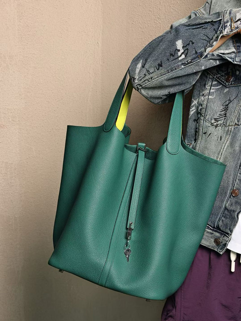 エルメス ピコタン TGM メンズ HERMES ピコタンロック 31 TGM ヴェールヴェルティゴ/ジョーヌブルジョン トリヨンクレマンス シルバー金具 2524195 - 画像 (6)