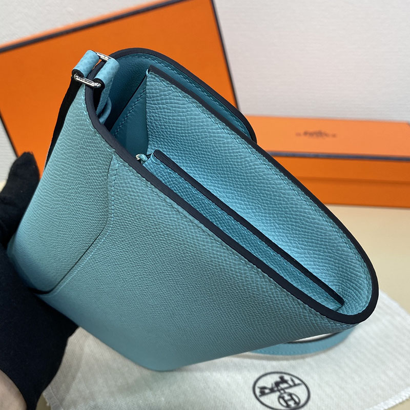 エルメス コンスタンス ロング 定価 HERMES コンスタンスロング トゥーゴー ブルーアトール ヴォーエプソン シルバー金具 2524232 - 画像 (4)